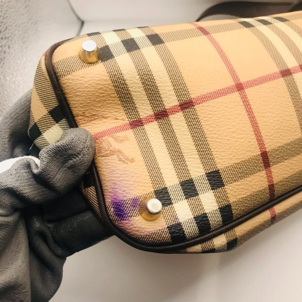 Burberry Beige Haymarket Check Regent Tote Bag - Picture 13 of 16